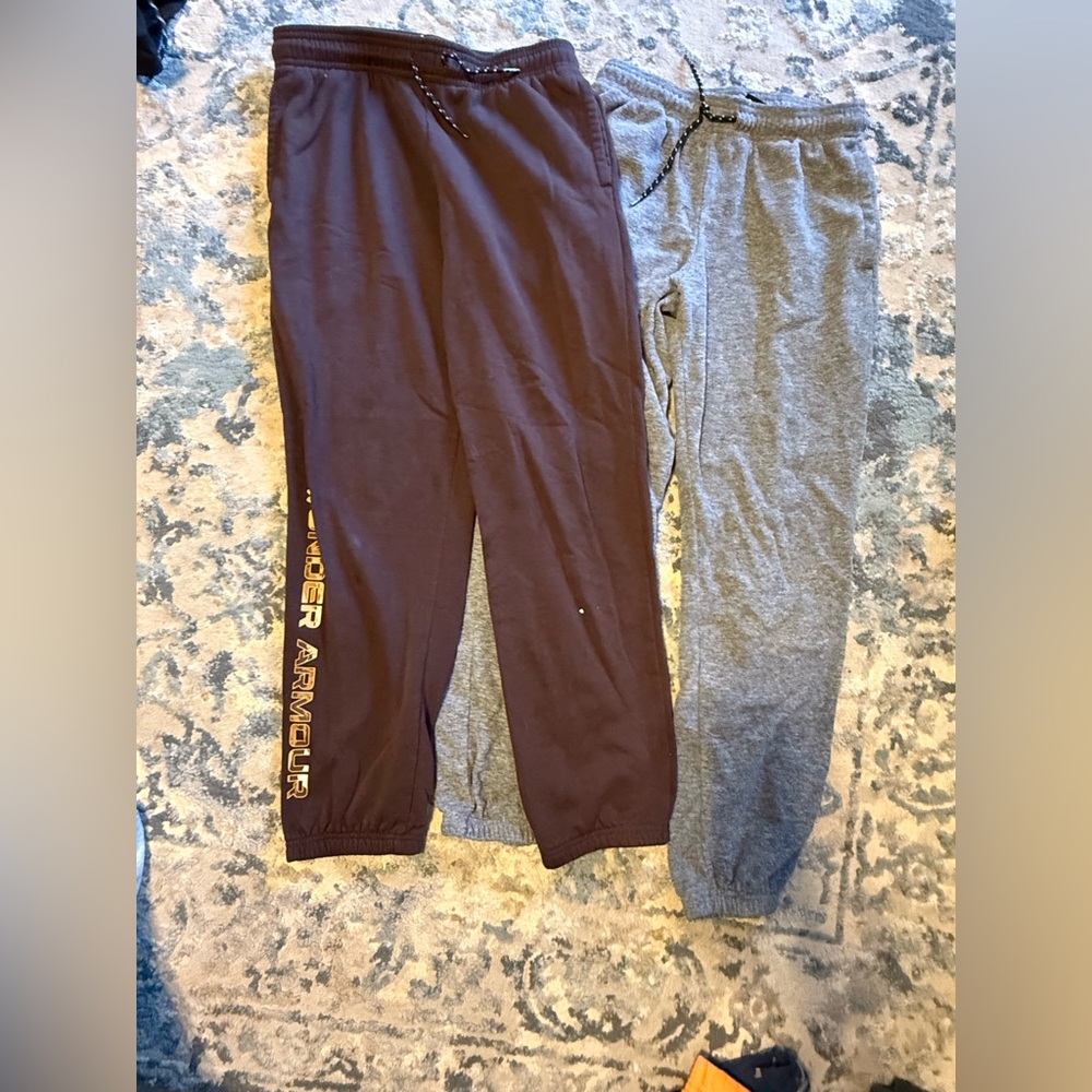 Under Armour Kids' Black and Gray Sweatpants